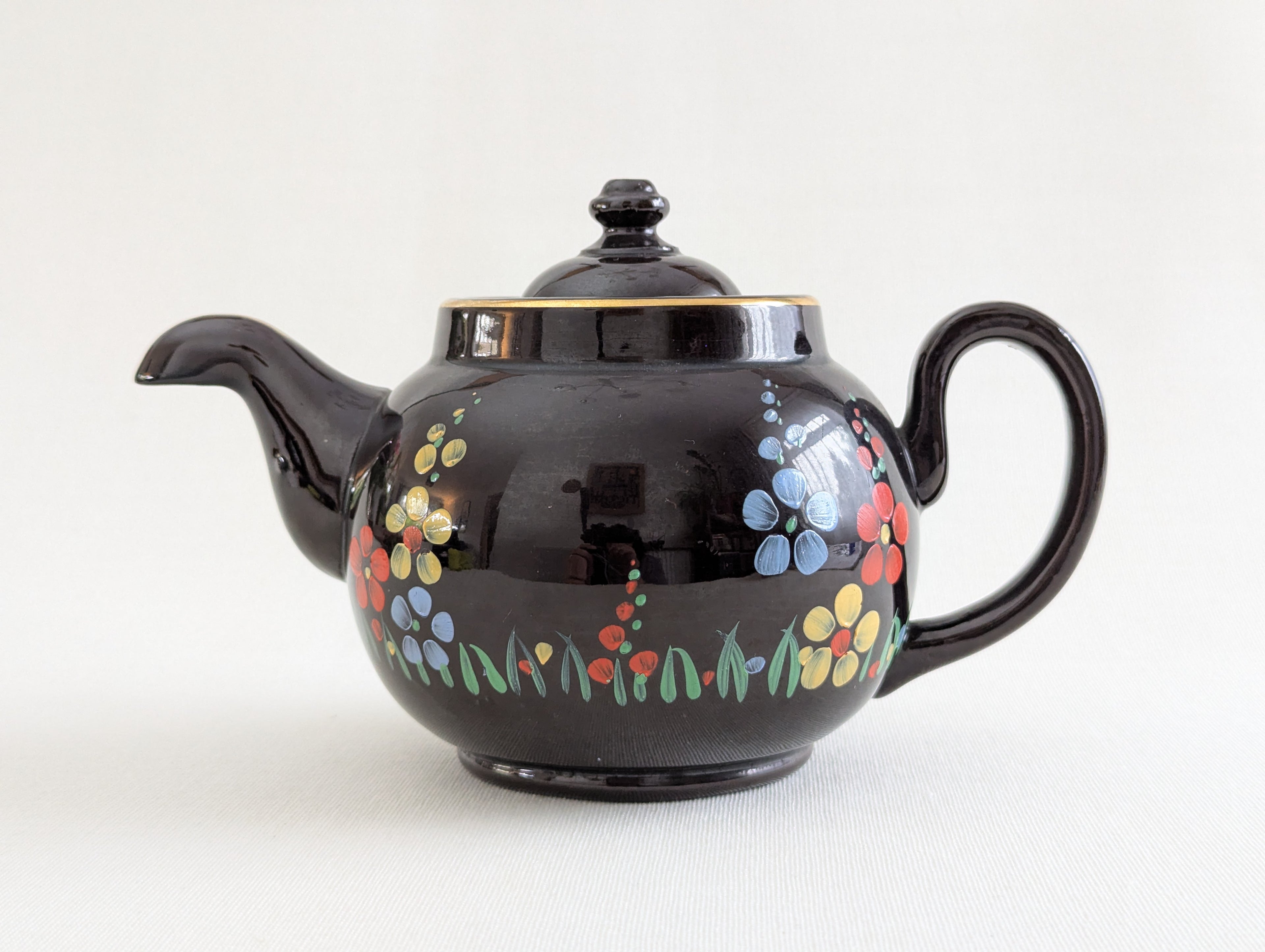 Alcock Lindley & Bloore - Teapot