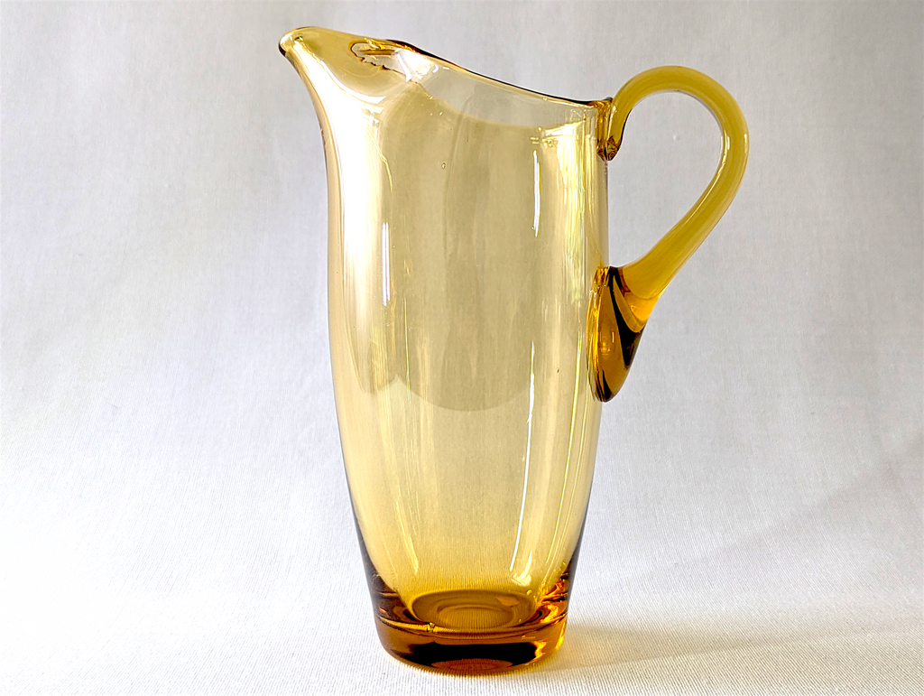 Jug (Amber)