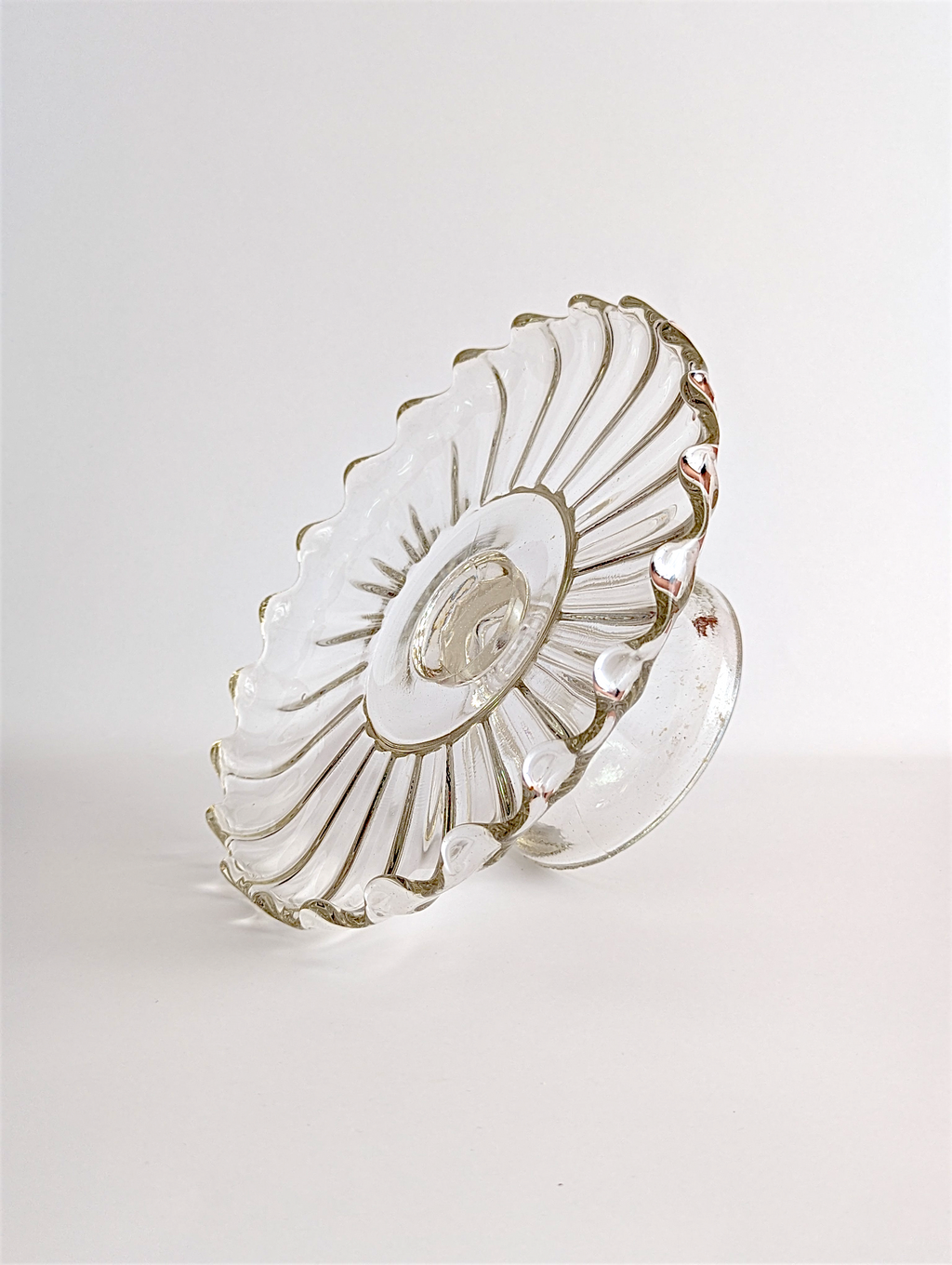 Cake Stand (Scalloped Glass)