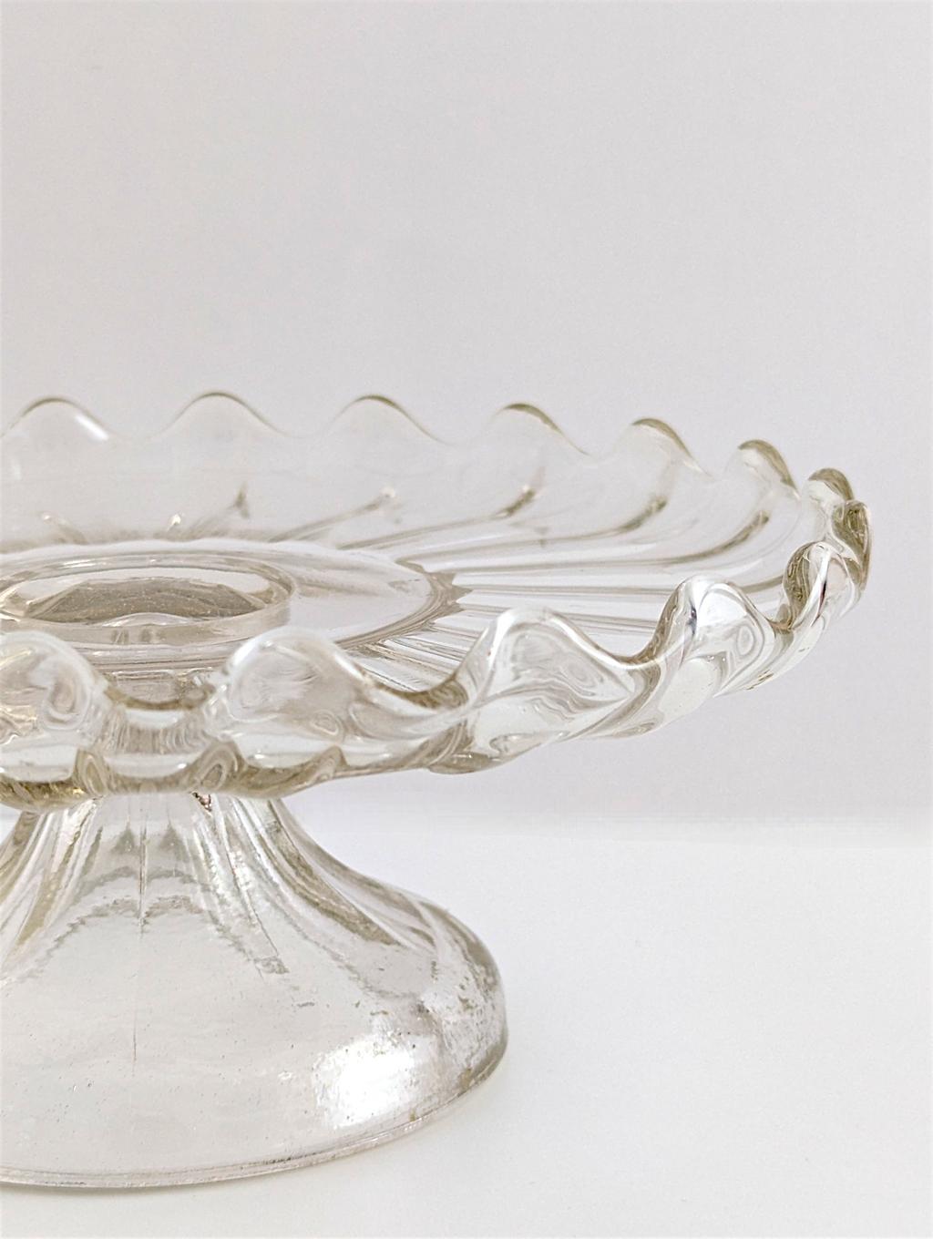 Cake Stand (Scalloped Glass)