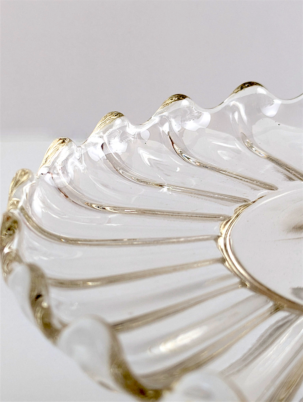 Cake Stand (Scalloped Glass)