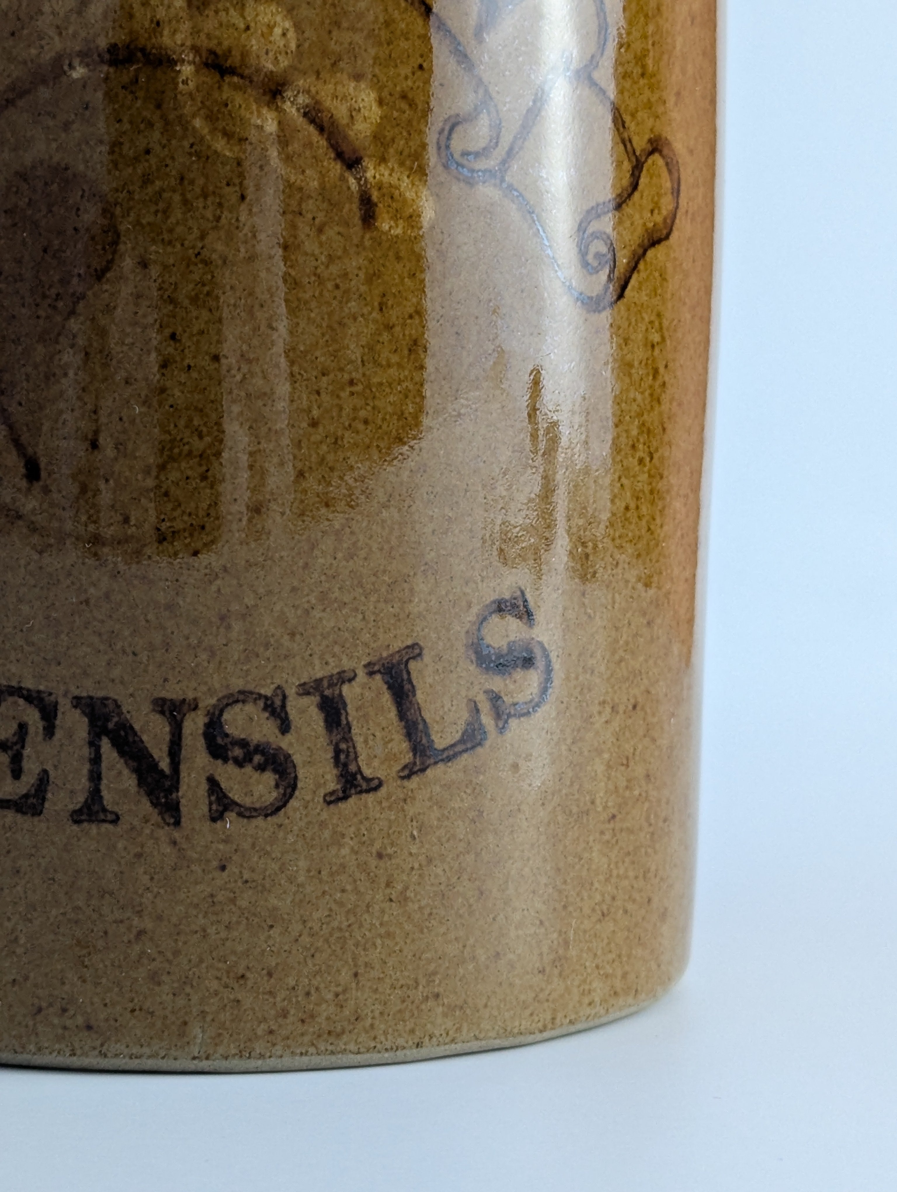 Pearsons of Chesterfield - Utensils Pot