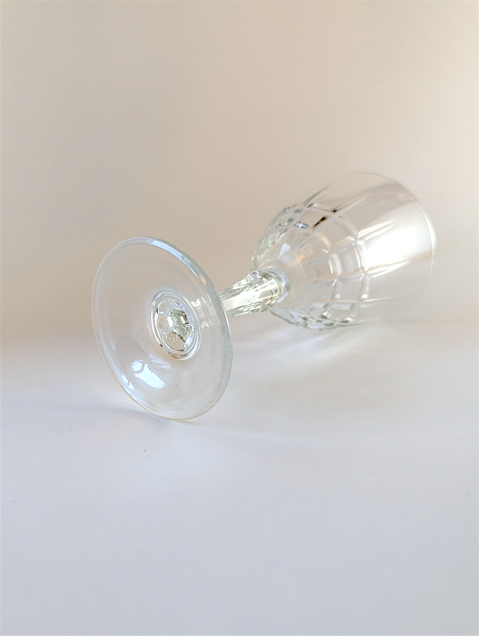 Luminarc - Wine Glass