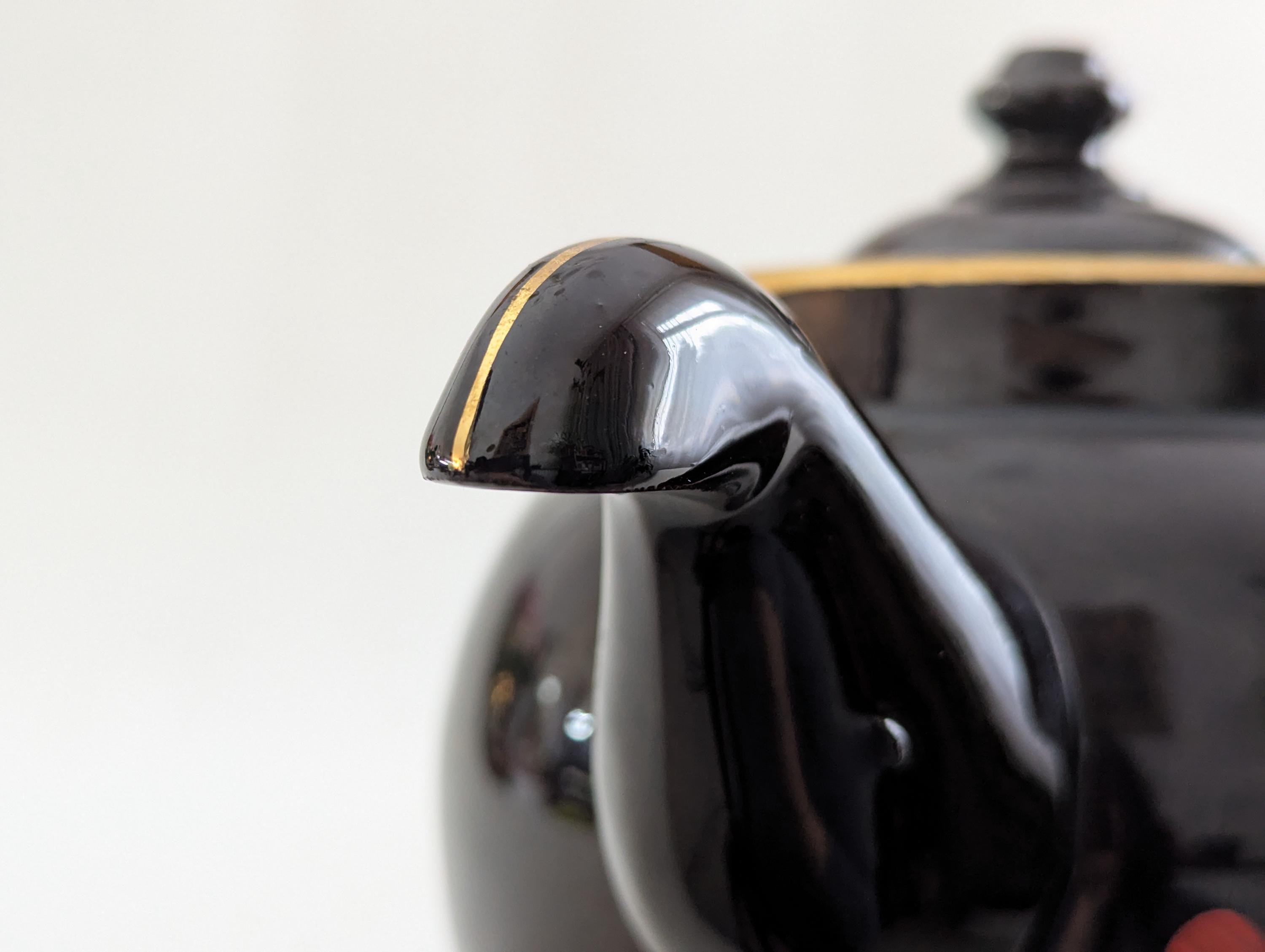 Alcock Lindley & Bloore - Teapot