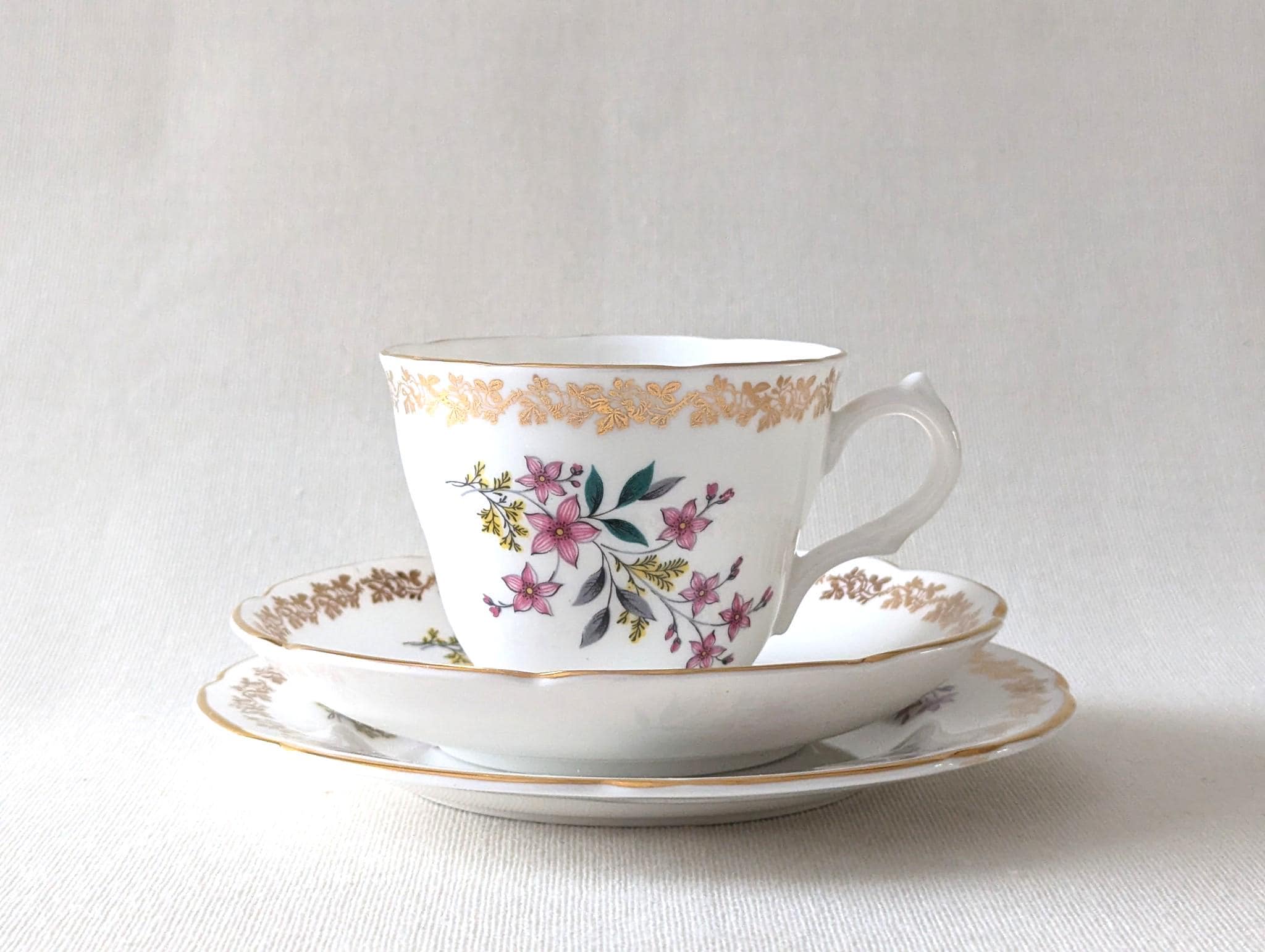 Royal Grafton - Cup, Saucer & Plate